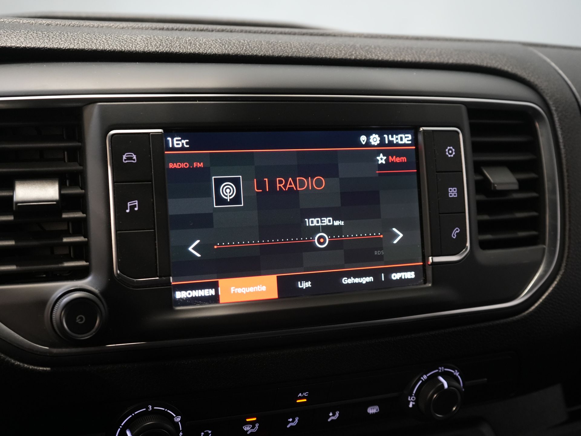 Citroën Jumpy Bestelbus 2.0 HDI 180 pk Aut. L3 2x Schuifdeur/ Carplay/ Camera/ PDC/ LMV/ Cruise/ Airco