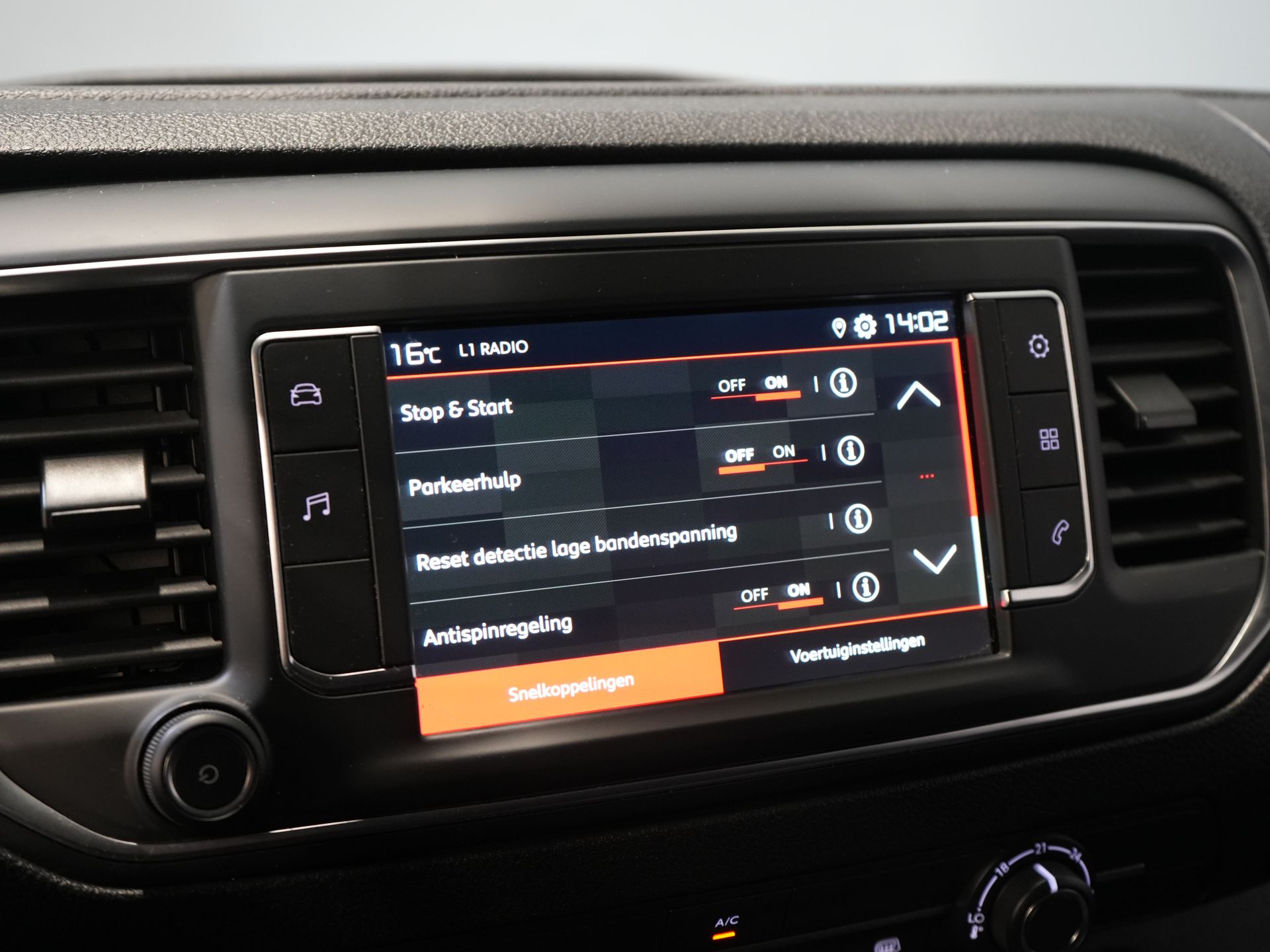 Citroën Jumpy Bestelbus 2.0 HDI 180 pk Aut. L3 2x Schuifdeur/ Carplay/ Camera/ PDC/ LMV/ Cruise/ Airco