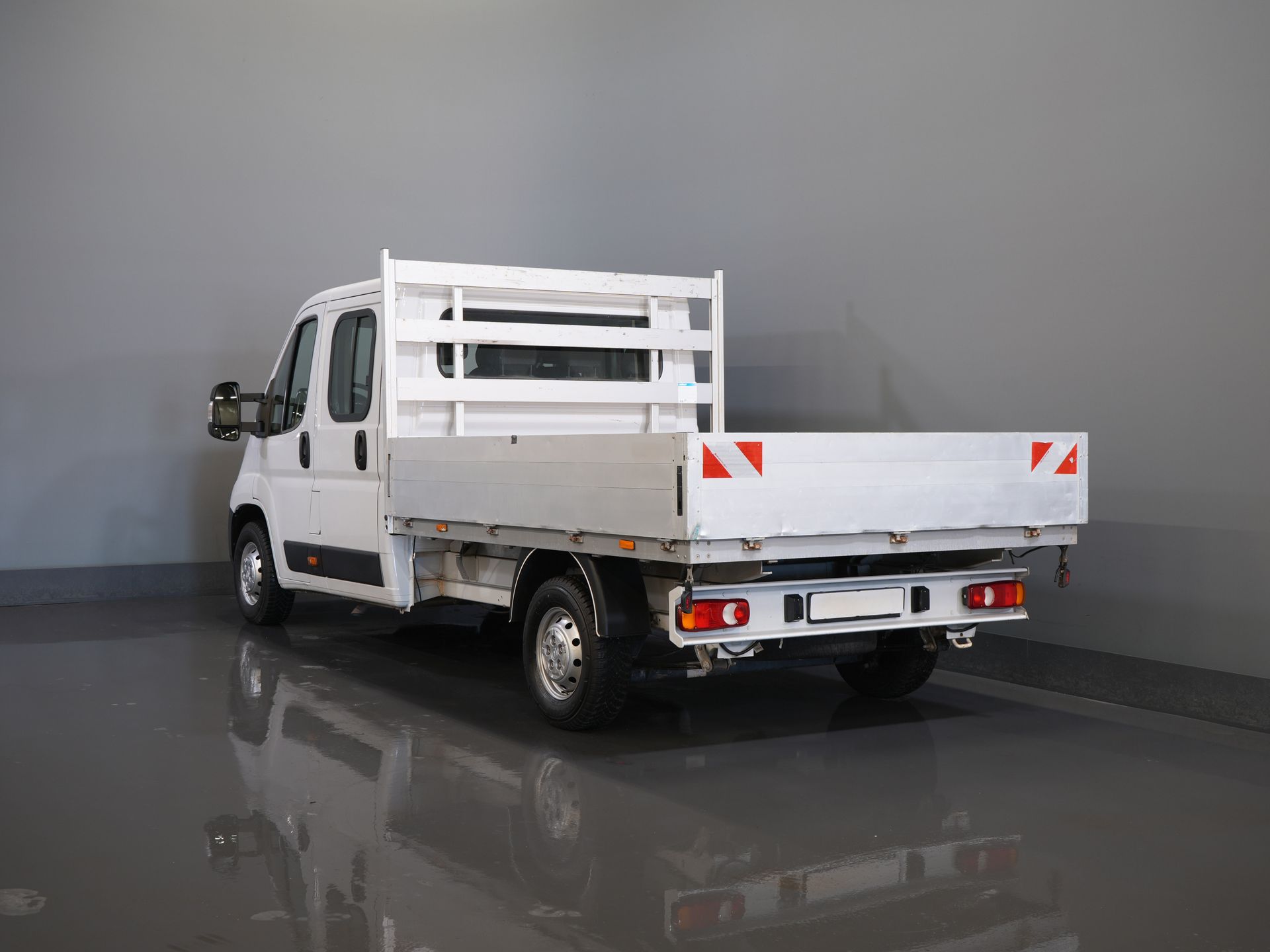 Opel Movano Open laadbak 2.2 140 pk DC Dubbel Cabine Open Laadbak/ 7 Pers./ 2.5t Trekverm./ Cruise/ Airco/ 288x215x35/ Pick up