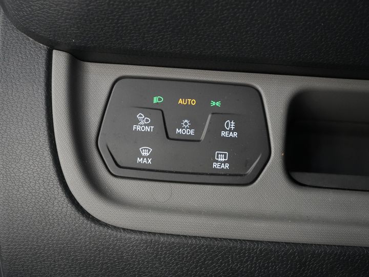 Volkswagen ID. Buzz Van Cargo 77 kWh 423km WLTP LED/ Climă/ Carplay/ Adapt. Cruise/ Seatverw./ Cameră/ PDC