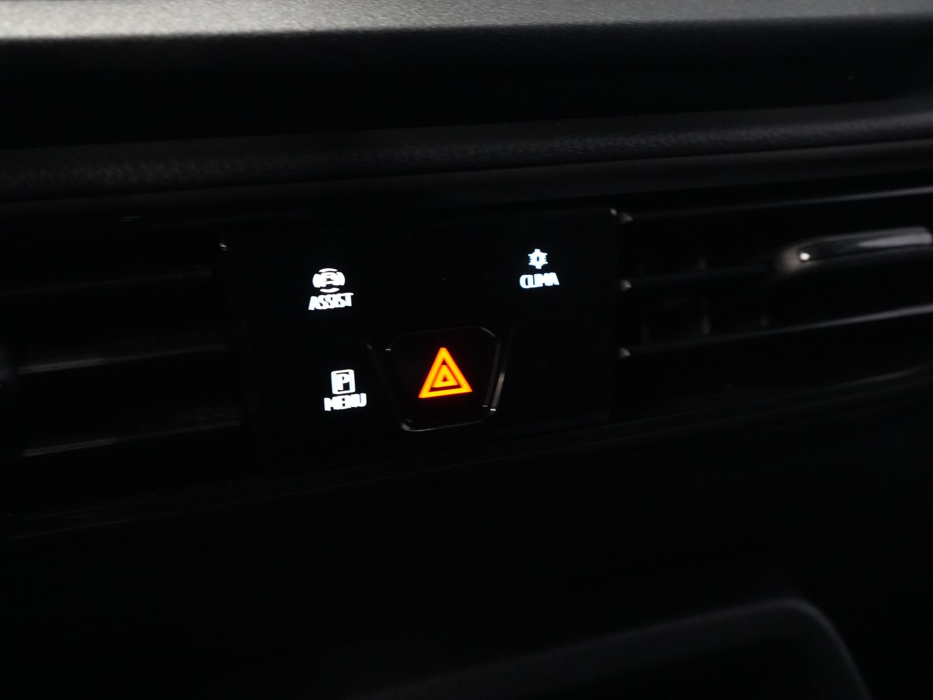 Volkswagen Caddy Cargo Van 2.0 TDI 125 PS DSG Aut. LED/ Standheizung/ Carplay/ Sitzheizung/ Klimaanlage/ Kamera/ Cruise/ PDC