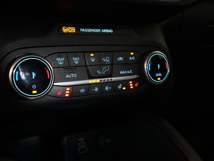 Ford Kuga SUV 2.5 PHEV 225 ch Titanium Navi/ Carplay/Sièges chauffants/Volant chauffant/Caméra/PDC/Climatisation