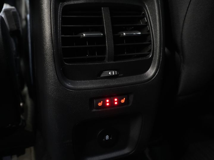 Ford Kuga SUV 2.5 PHEV 225 KM Titanium Navi/ Carplay/Podgrzewane fotele/Podgrzewana kierownica/ Kamera/ PDC/ Klimatyzacja