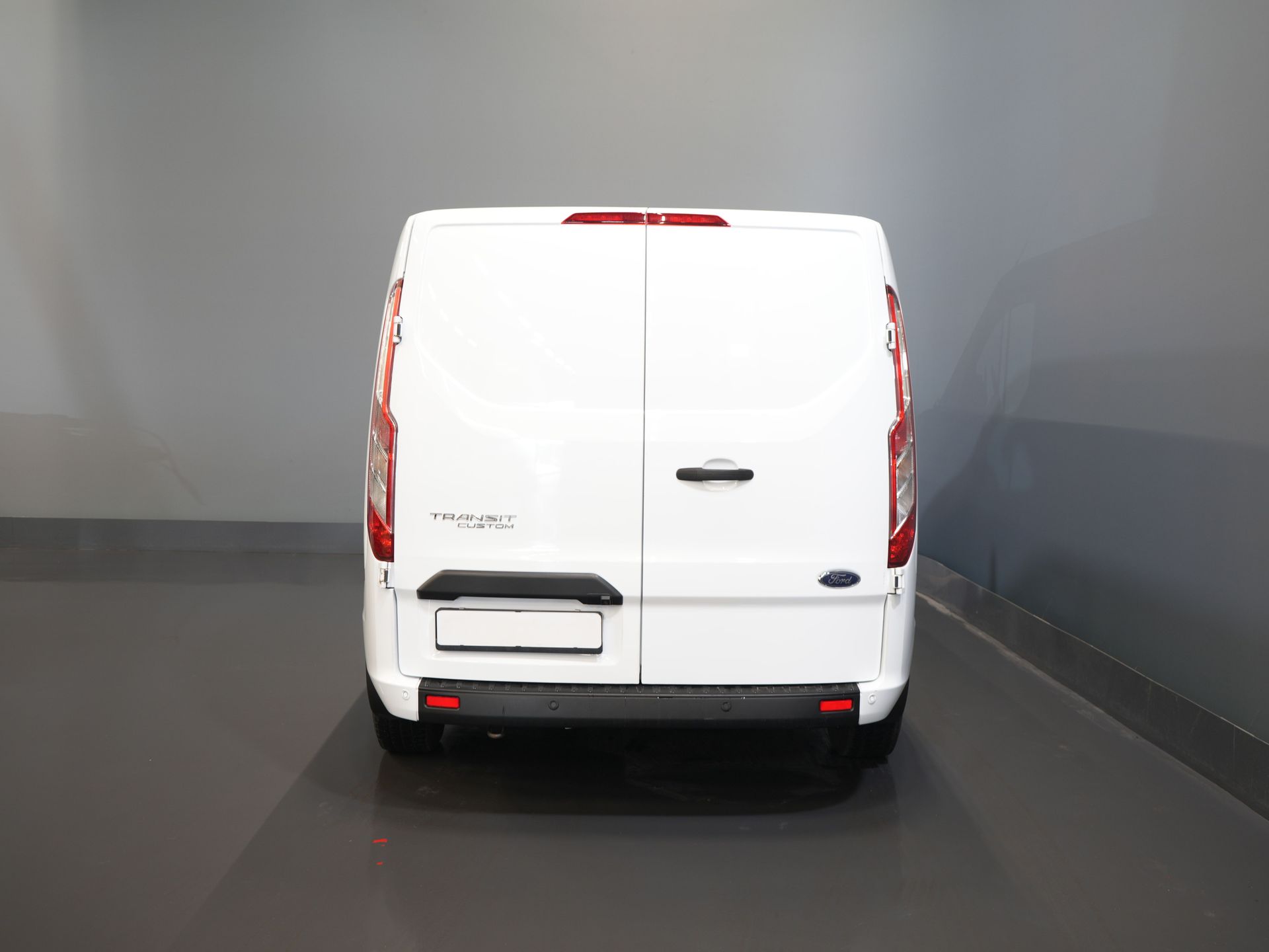 Ford Transit Custom Van 300 2.0 TDCI 130 CP Aut. L2 BPM GRATUIT! Ready2Go 2x Ușă glisantă/ Încălzire stand/ Încălzire scaune/ Carplay/ Cruise/ PDC V+A/ Cameră