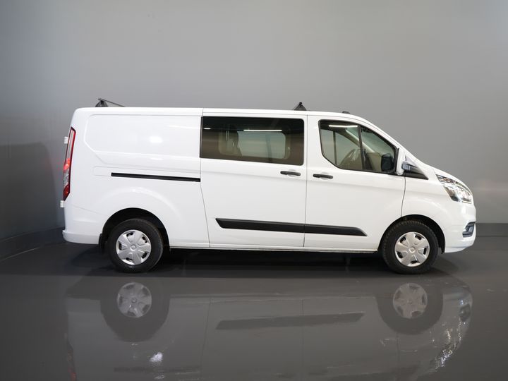 Ford Transit Custom Bestelbus 2.0 TDCI L2 Trend DC Dubbel Cabine BPM VRIJ! Stoelverw./ Carplay/ 2.7t Trekverm./ Navi/ PDC/ Cruise