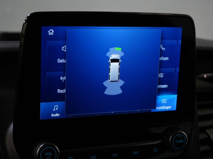 Ford Transit Custom Bestelbus 2.0 TDCI L2 Trend DC Dubbel Cabine BPM VRIJ! Stoelverw./ Carplay/ 2.7t Trekverm./ Navi/ PDC/ Cruise