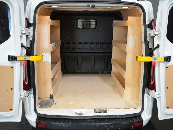 Ford Transit Custom Bestelbus 2.0 TDCI L2 Trend DC Dubbel Cabine BPM VRIJ! Stoelverw./ Carplay/ 2.7t Trekverm./ Navi/ PDC/ Cruise