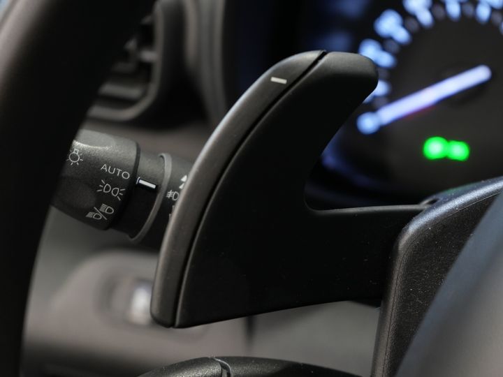 Toyota PROACE CITY Bestelbus 1.2 Turbo 130 pk Aut. L2 Benzine BPM VRIJ! 3Pers./ Carplay/ Camera/ LMV/ PDC/ Airco/ Cruise