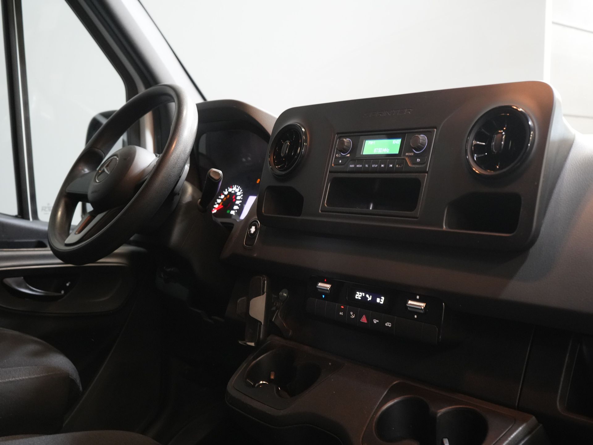 Mercedes-Benz Sprinter Van 316 2.2 CDI Aut. L2H2 EXPORT ONLY RWD LED/ designierter Sitz/ Cruise/ Anhängerkupplung