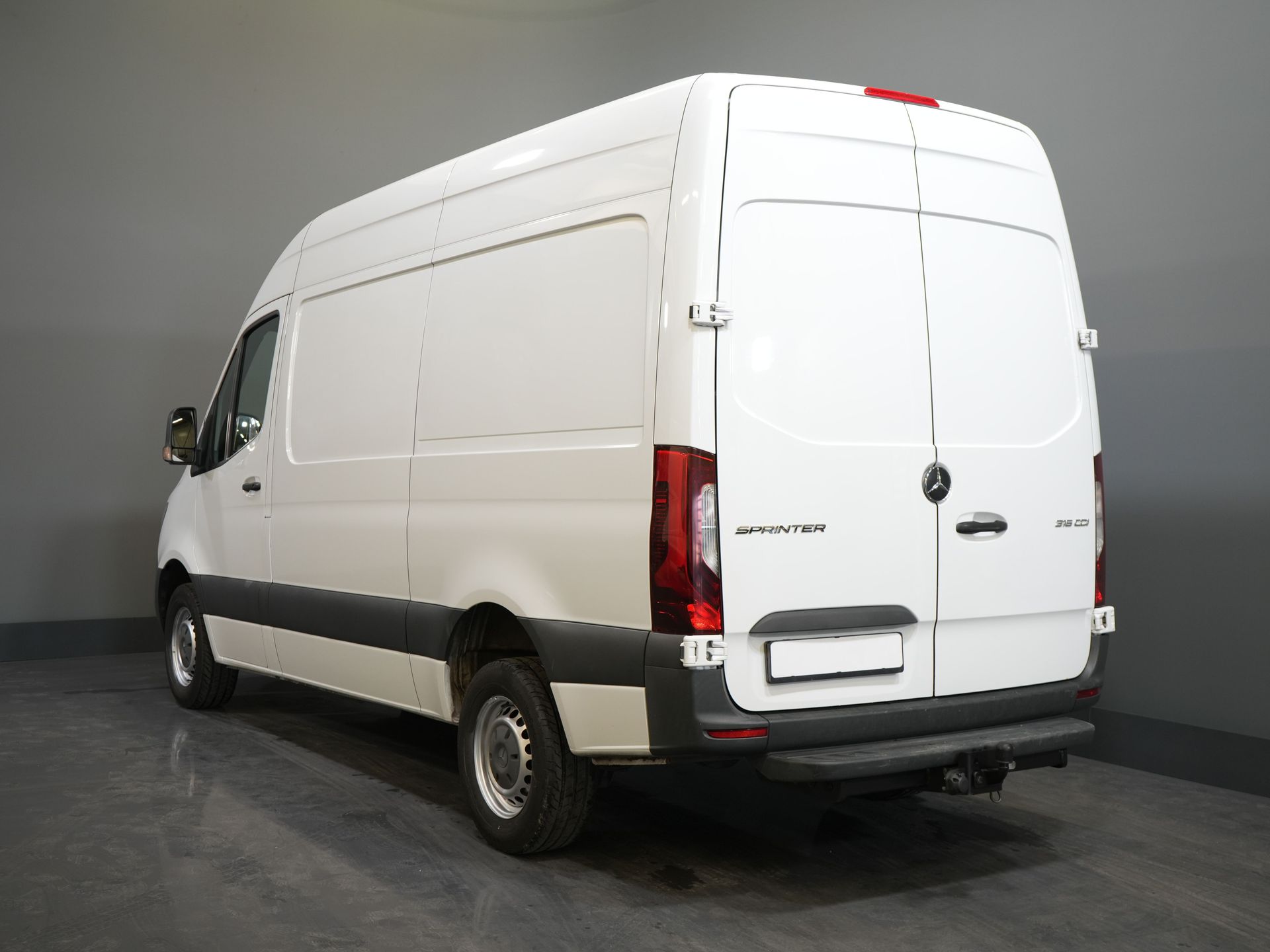 Mercedes-Benz Sprinter Van 316 2.2 CDI Aut. L2H2 EXPORT ONLY RWD LED/ designierter Sitz/ Cruise/ Anhängerkupplung