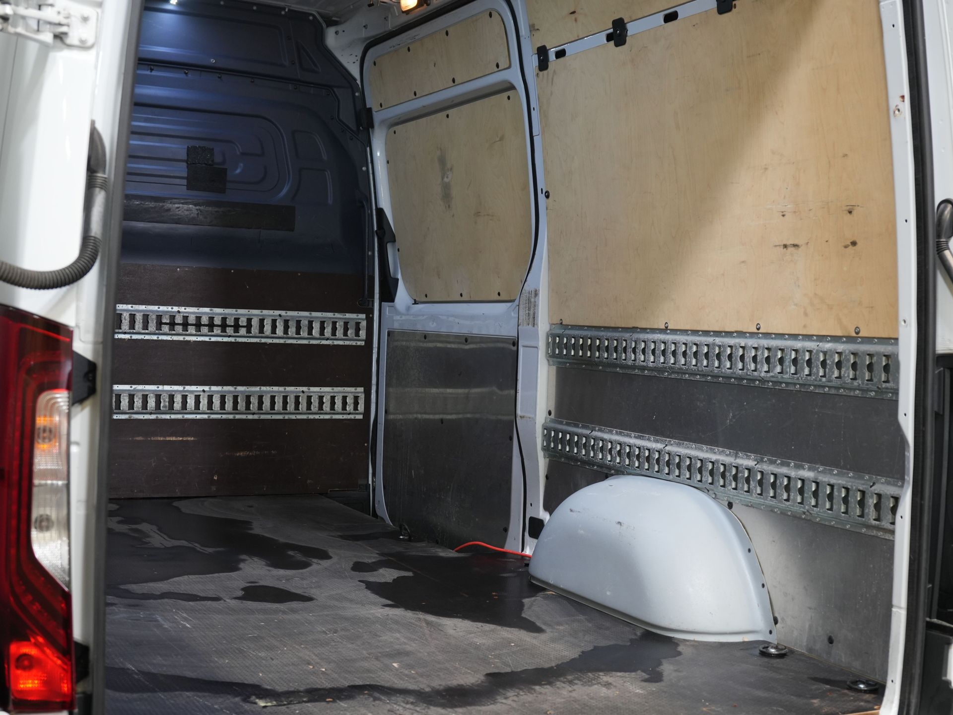 Mercedes-Benz Sprinter Van 316 2.2 CDI Aut. L2H2 EXPORT ONLY RWD LED/ designierter Sitz/ Cruise/ Anhängerkupplung