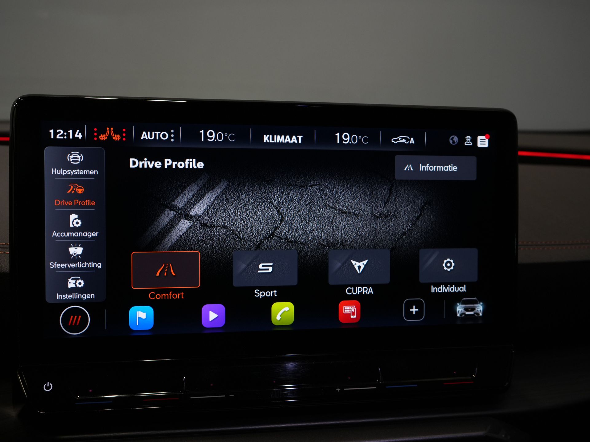 CUPRA Formentor SUV 1.4 e-Hybrid 245 CV VZ Performance Edition Cuero/ Carbono Asientos Bucket/ Matrix/ Adapt. Cruise/ Carplay/ Camera/ Seatverw./ Steeringv