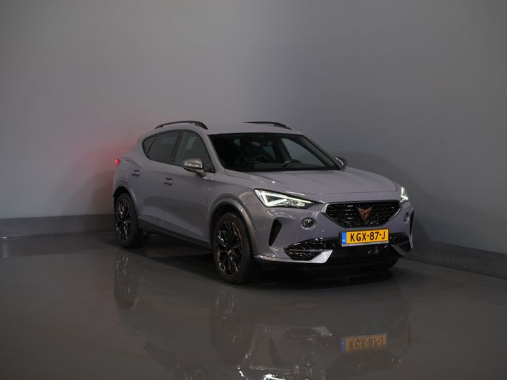 CUPRA Formentor SUV 1.4 e-Hybrid 245 CP VZ Performance Edition Piele/ Carbon Scaune tip bucket/ Matrix/ Adapt. Cruise/ Carplay/ Cameră/ Seatverw./ Steeringv