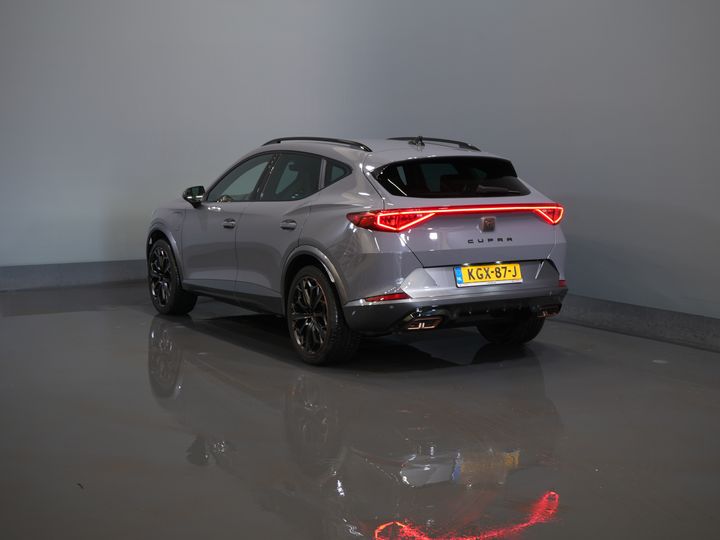 CUPRA Formentor SUV 1.4 e-Hybrid 245 CV VZ Performance Edition Cuero/ Carbono Asientos Bucket/ Matrix/ Adapt. Cruise/ Carplay/ Camera/ Seatverw./ Steeringv