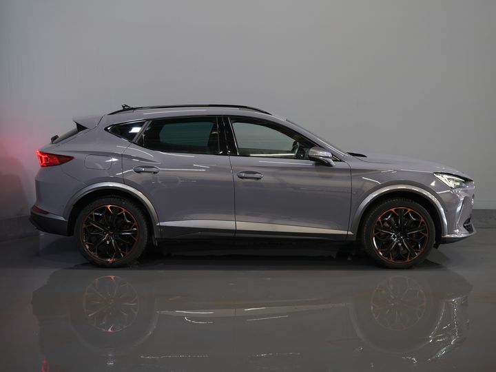 CUPRA Formentor SUV 1.4 e-Hybrid 245 CV VZ Performance Edition Cuero/ Carbono Asientos Bucket/ Matrix/ Adapt. Cruise/ Carplay/ Camera/ Seatverw./ Steeringv