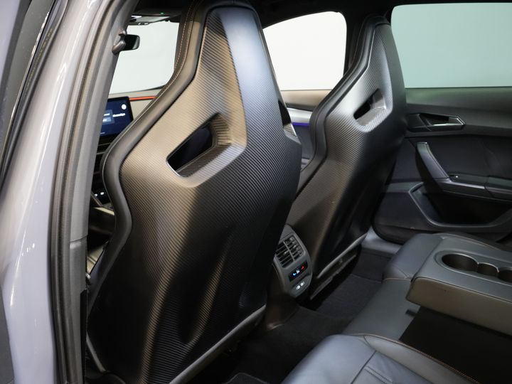 CUPRA Formentor SUV 1.4 e-Hybrid 245 CV VZ Performance Edition Cuero/ Carbono Asientos Bucket/ Matrix/ Adapt. Cruise/ Carplay/ Camera/ Seatverw./ Steeringv