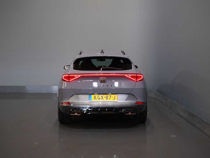 CUPRA Formentor SUV 1.4 e-Hybrid 245 CV VZ Performance Edition Cuero/ Carbono Asientos Bucket/ Matrix/ Adapt. Cruise/ Carplay/ Camera/ Seatverw./ Steeringv