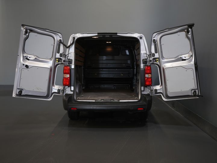 Fiat Scudo Bestelbus 2.0 MJ 145 pk L3 BPM VRIJ! Adapt.Cruise/ Climate/ Keyless/ Carplay/ Camera/ PDC