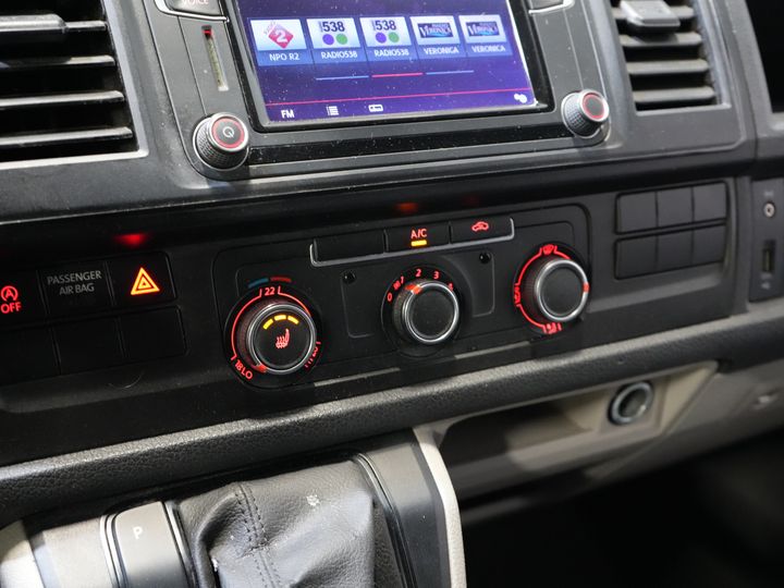 Volkswagen Transporter Van 2.0 TDI 140 ch DSG Aut. L2 Highline BPM FREE ! LED/ 2x porte coulissante/ Chauffage de siège/ Chauffage de béquille/ Ceinture V.V./ Sidebars/ 18''LMV/ Camera/ 