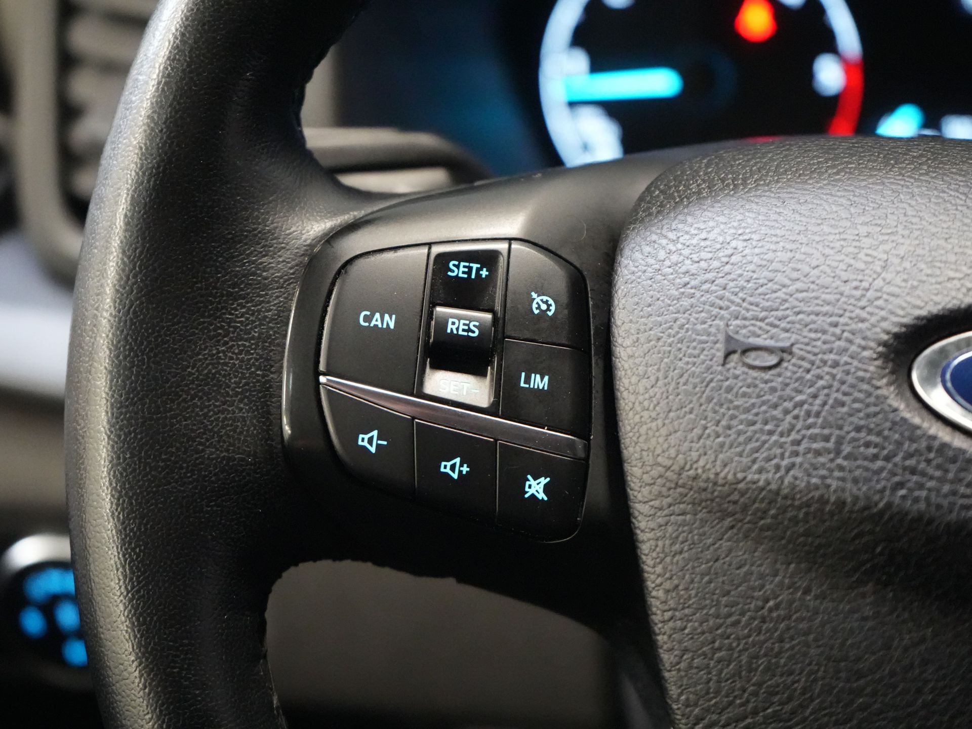 Ford Transit Custom Van 2.0 TDCI 130 CV Aut. BPM ¡GRATIS! ¡Ready2Go! BOTT Interior L+R/ Cinturón V.V/ Inversor/ Gev.Stoel/ Stoelverw./ Cruise/ PDC/ Towbar/ 