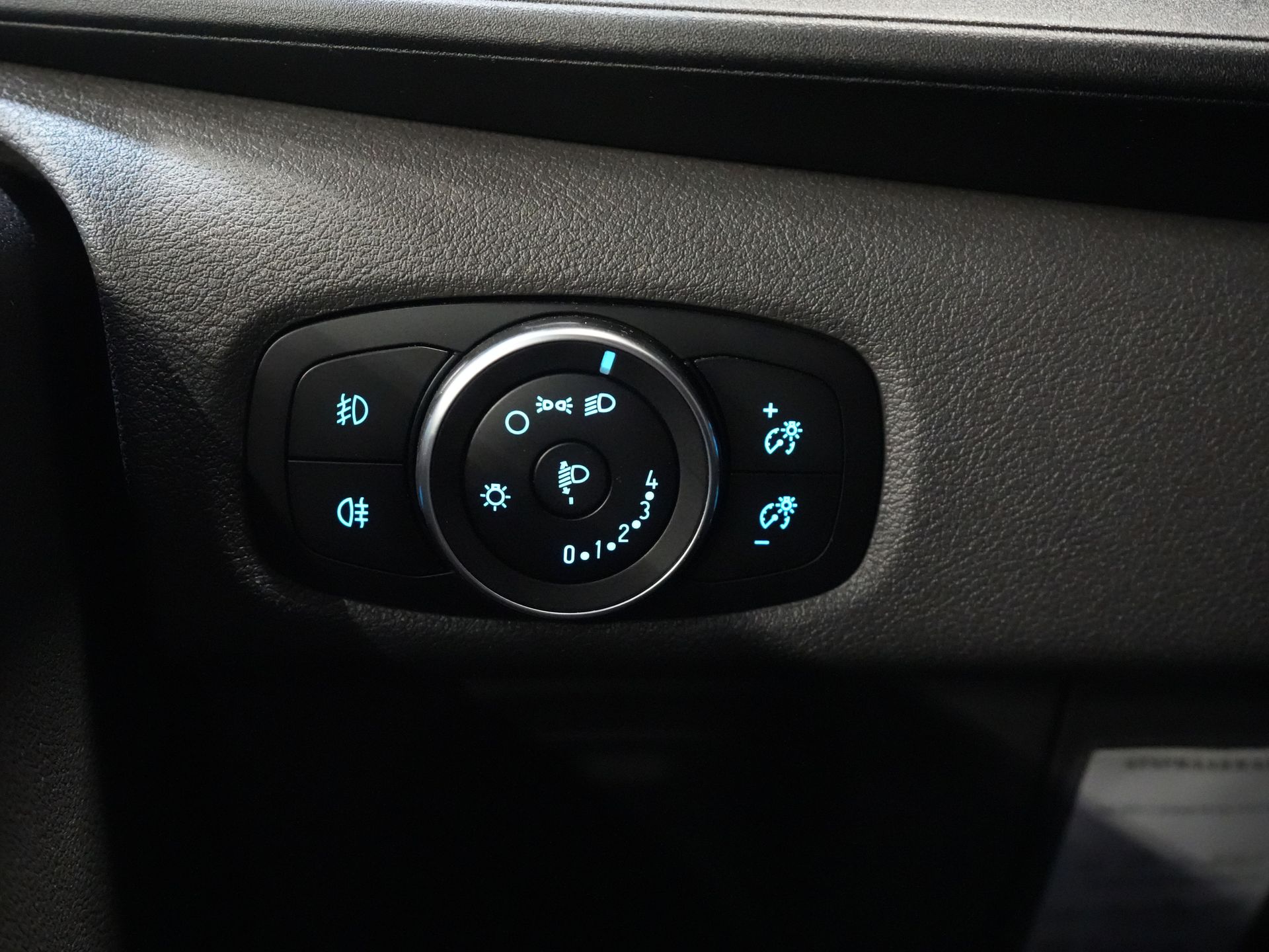 Ford Transit Custom Van 2.0 TDCI 130 CV Aut. BPM ¡GRATIS! ¡Ready2Go! BOTT Interior L+R/ Cinturón V.V/ Inversor/ Gev.Stoel/ Stoelverw./ Cruise/ PDC/ Towbar/ 