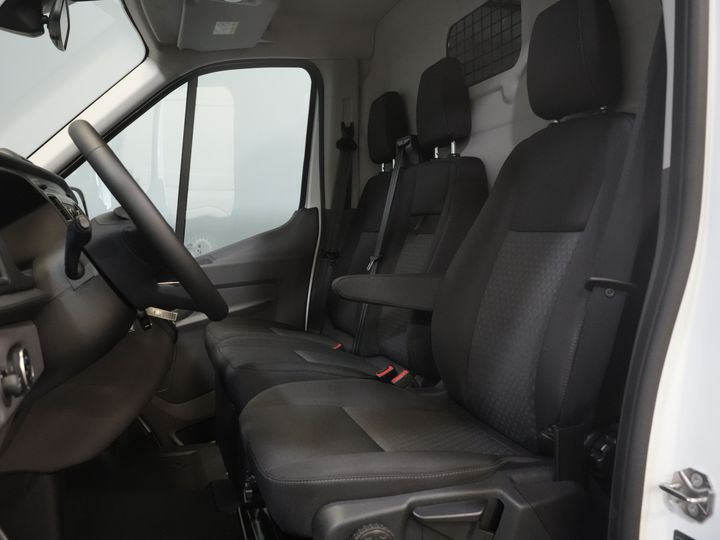 Ford Transit Bestelbus 350 2.0 TDCI 130 pk Aut. L3H2 Trend BPM VRIJ/ Cruise/ PDC V+A/ DAB/ Airco