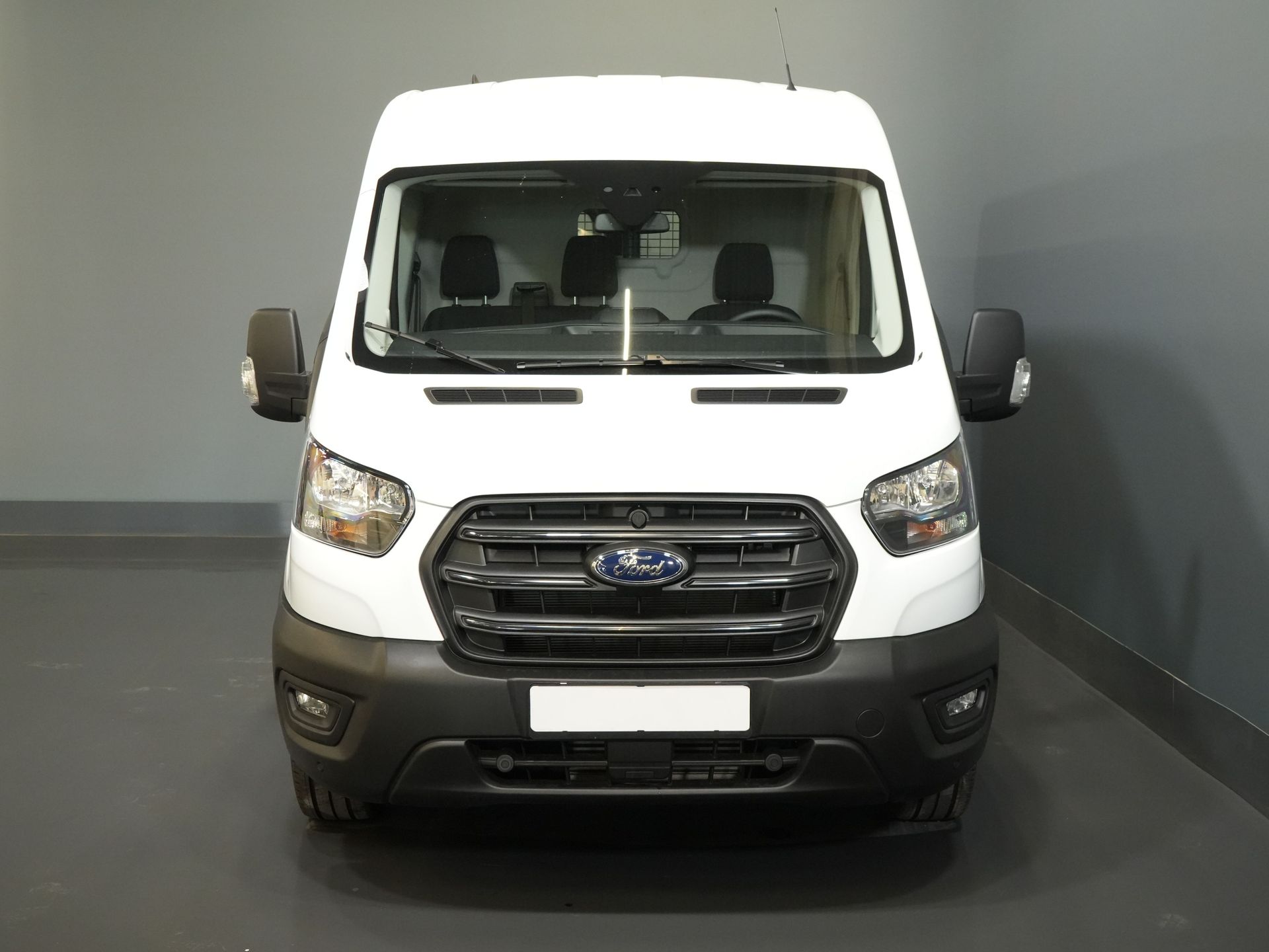 Ford Transit Bestelbus 350 2.0 TDCI 130 pk Aut. L3H2 Trend BPM VRIJ/ Cruise/ PDC V+A/ DAB/ Airco