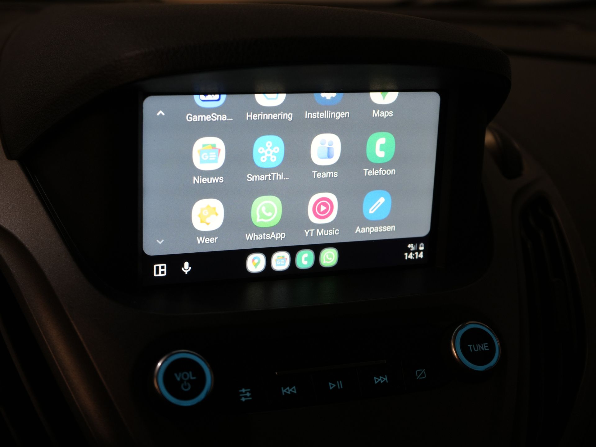 Ford Transit Courier Bestelbus 1.0 EcoBoost 100pk Limited BENZINE BPM VRIJ! Carplay/ Camera/ Climate/ Cruise/ PDC/ LMV/ DAB