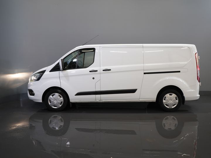 Ford Transit Custom Van 2.0 TDCI 130 hp Aut. L2 2x Schiebetür/ Standheizung/ Stoelverw./ Carplay/ Airco/ Cruise/ PDC/ DAB/ Abschlepphaken