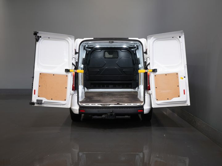 Ford Transit Custom Van 2.0 TDCI 130 hp Aut. L2 2x Schiebetür/ Standheizung/ Stoelverw./ Carplay/ Airco/ Cruise/ PDC/ DAB/ Abschlepphaken