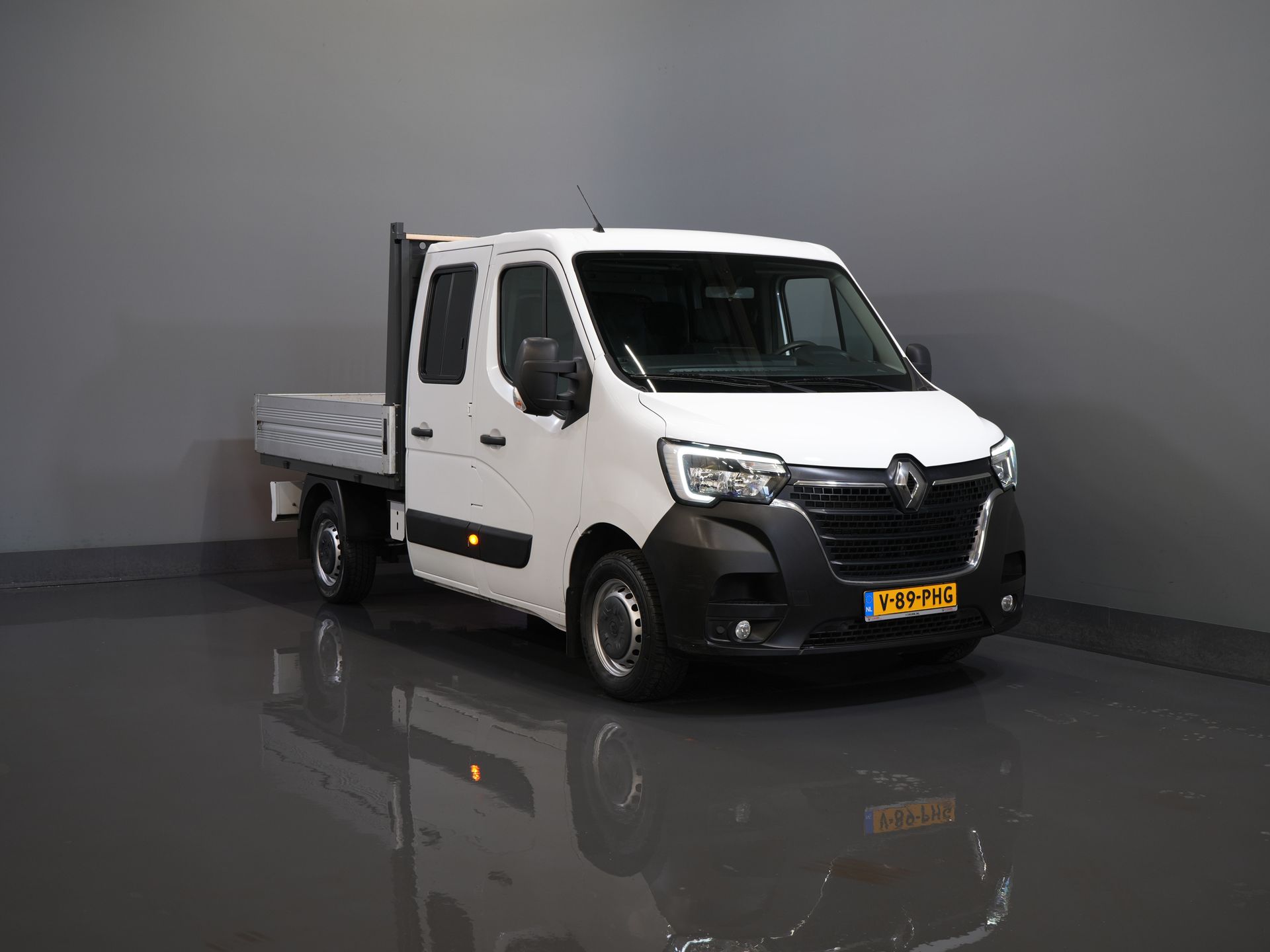Renault Master Offener Laderaum 2.3 dCi 150 PS DC Doppelkabine Offener Laderaum/ 7 Pers./ 2.5t Trekverm./ Airco/ Abschlepphaken/ 242x204x40/ Pick-Up