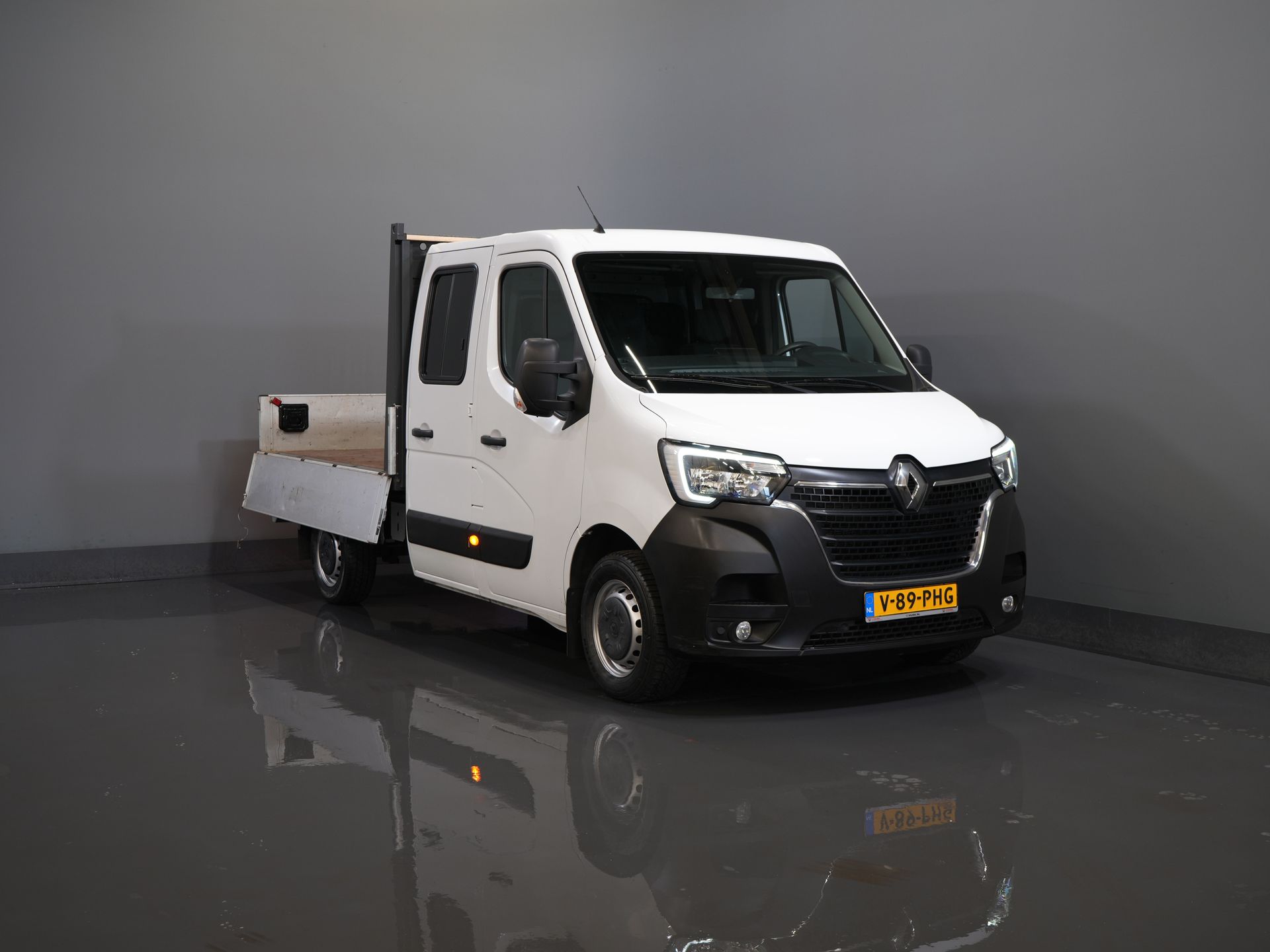 Renault Master Offener Laderaum 2.3 dCi 150 PS DC Doppelkabine Offener Laderaum/ 7 Pers./ 2.5t Trekverm./ Airco/ Abschlepphaken/ 242x204x40/ Pick-Up