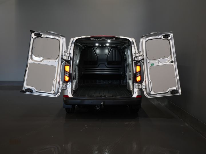 Ford Transit Custom Van 320 2.0 TDCI 136 KM L2 Trend Gwarancja 11-29'/ LED/ Stoelverwind/ Afn.Trekhaak/ Stuurverwind/ Carplay/ Kamera/ Klimat/ PDC/ LMV/ Cruis