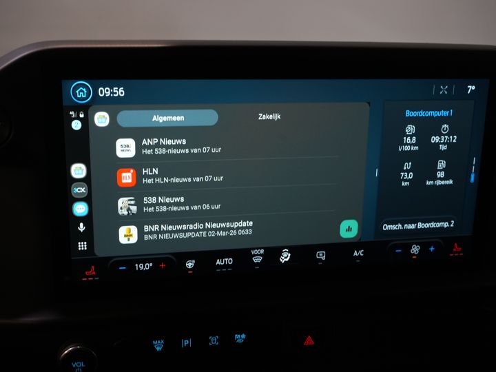 Ford Transit Custom Vans 320 2.0 TDCI 136 CV L2 Trend Garantía 11-29'/ LED/ Spoiler/ Front lip/ Sidebars/ Stoelverwiler/ Afn.Trekhaak/ Stuurverwil/ Carplay/ Cam