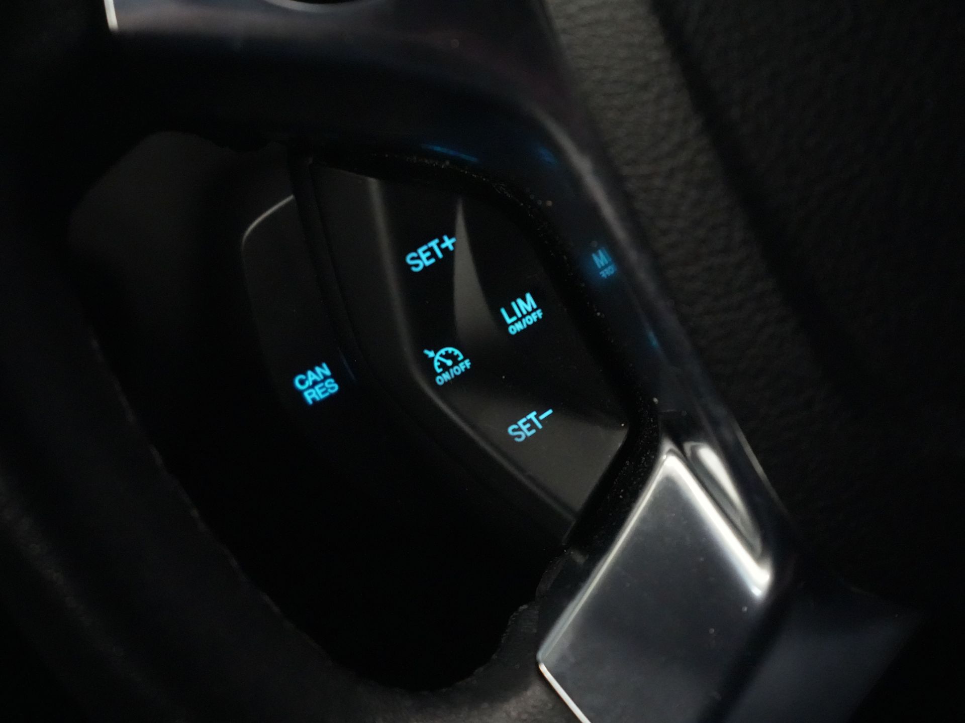 Ford Transit Connect Van 1.0 EcoBoost BENZINE L2 Trend BPM FREE! Ready2Go NL Car/ Carplay/ Airco/ Camera/ Cruise/ PDC