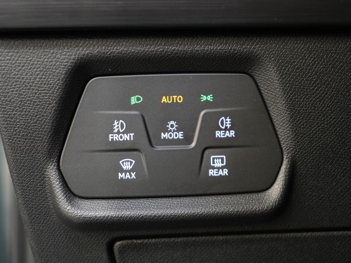 CUPRA Formentor SUV 1.4 e-Hybrid VZ Performance 245 CV (DEMO) Panorámica/ Cuero/ Matrix/ Control de crucero adaptativo/ Cierre eléctrico/ Memoria/ 19