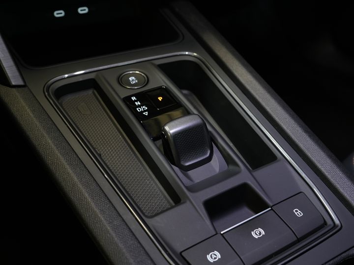 CUPRA Formentor SUV 1.4 e-Hybrid VZ Performance 245 CV (DEMO) Panorámica/ Cuero/ Matrix/ Control de crucero adaptativo/ Cierre eléctrico/ Memoria/ 19