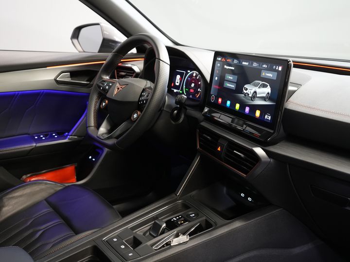 CUPRA Formentor SUV 1.4 e-Hybrid VZ Performance 245 CV (DEMO) Panorámica/ Cuero/ Matrix/ Control de crucero adaptativo/ Cierre eléctrico/ Memoria/ 19