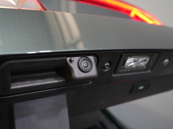 CUPRA Formentor SUV 1.4 e-Hybrid VZ Performance 245 CV (DEMO) Panorámica/ Cuero/ Matrix/ Control de crucero adaptativo/ Cierre eléctrico/ Memoria/ 19