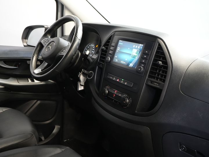 Mercedes-Benz Vito Van 119 CDI Aut. XL L3 LED/ Stand heater/ Seat heating/ Carplay/ Navi/ Camera/ PDC/ LMV/ Cruise/ Towing hook/ Air conditioning