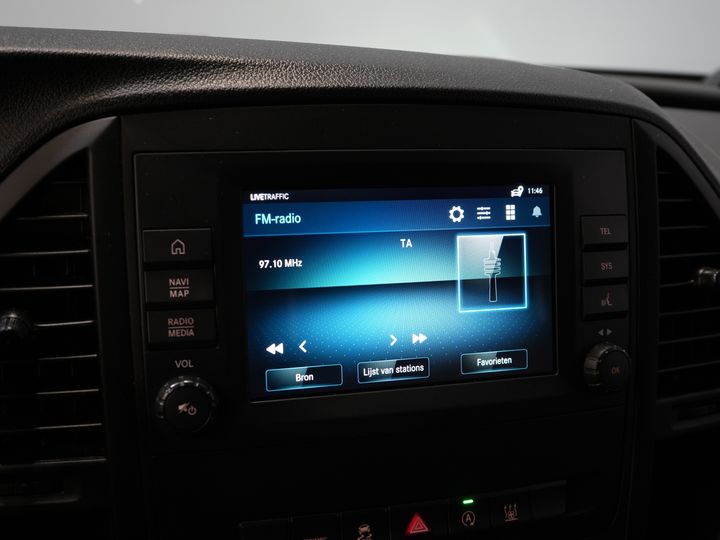 Mercedes-Benz Vito Van 119 CDI Aut. XL L3 LED/ Stand heater/ Seat heating/ Carplay/ Navi/ Camera/ PDC/ LMV/ Cruise/ Towing hook/ Air conditioning