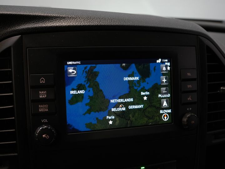 Mercedes-Benz Vito Van 119 CDI Aut. XL L3 LED/ Stand heater/ Seat heating/ Carplay/ Navi/ Camera/ PDC/ LMV/ Cruise/ Towing hook/ Air conditioning
