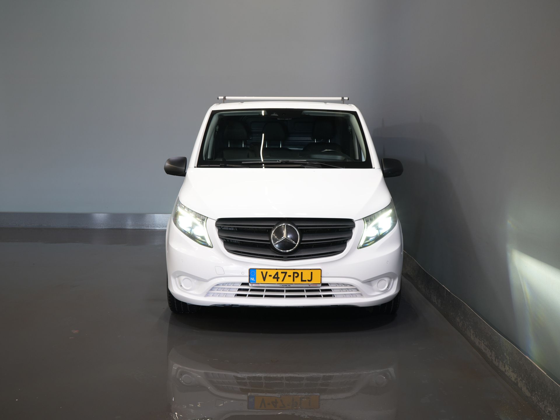 Mercedes-Benz Vito Van 119 CDI Aut. XL L3 LED/ Stand heater/ Seat heating/ Carplay/ Navi/ Camera/ PDC/ LMV/ Cruise/ Towing hook/ Air conditioning