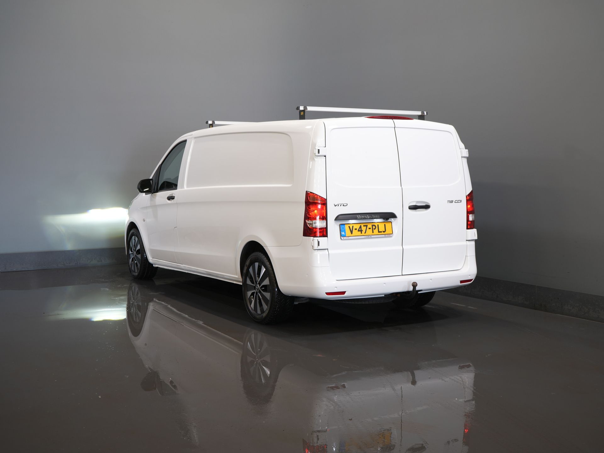Mercedes-Benz Vito Van 119 CDI Aut. XL L3 LED/ Stand heater/ Seat heating/ Carplay/ Navi/ Camera/ PDC/ LMV/ Cruise/ Towing hook/ Air conditioning