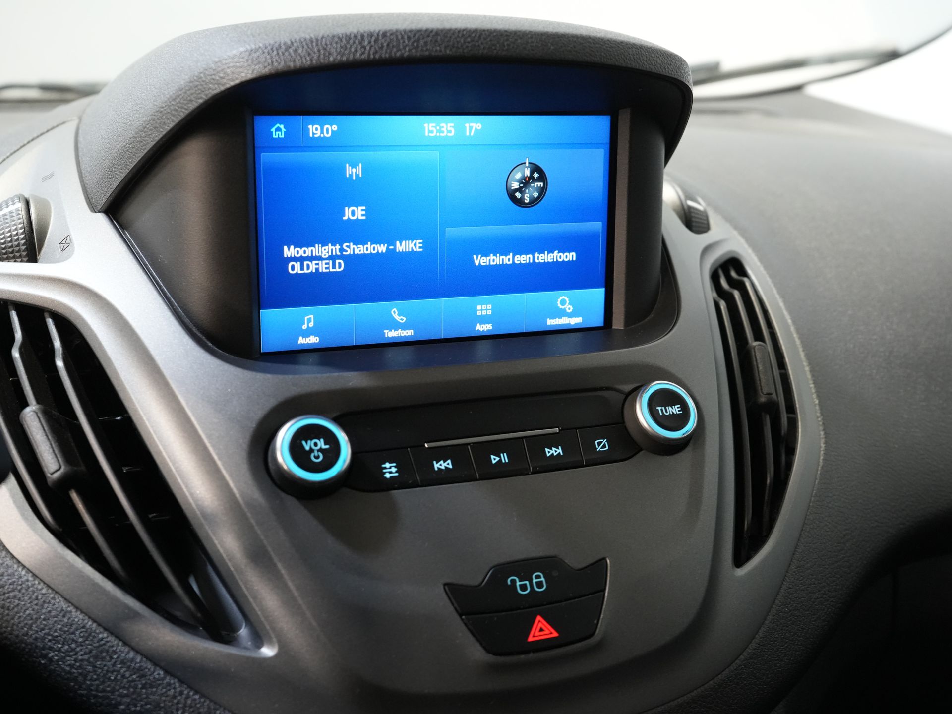 Ford Transit Courier Furgone 1.0 EcoBoost Limited BENZINA ESENTE DA BPM! Carplay/ Telecamera/ Climatizzatore/ Cruise control/ PDC/ LMV/ DAB