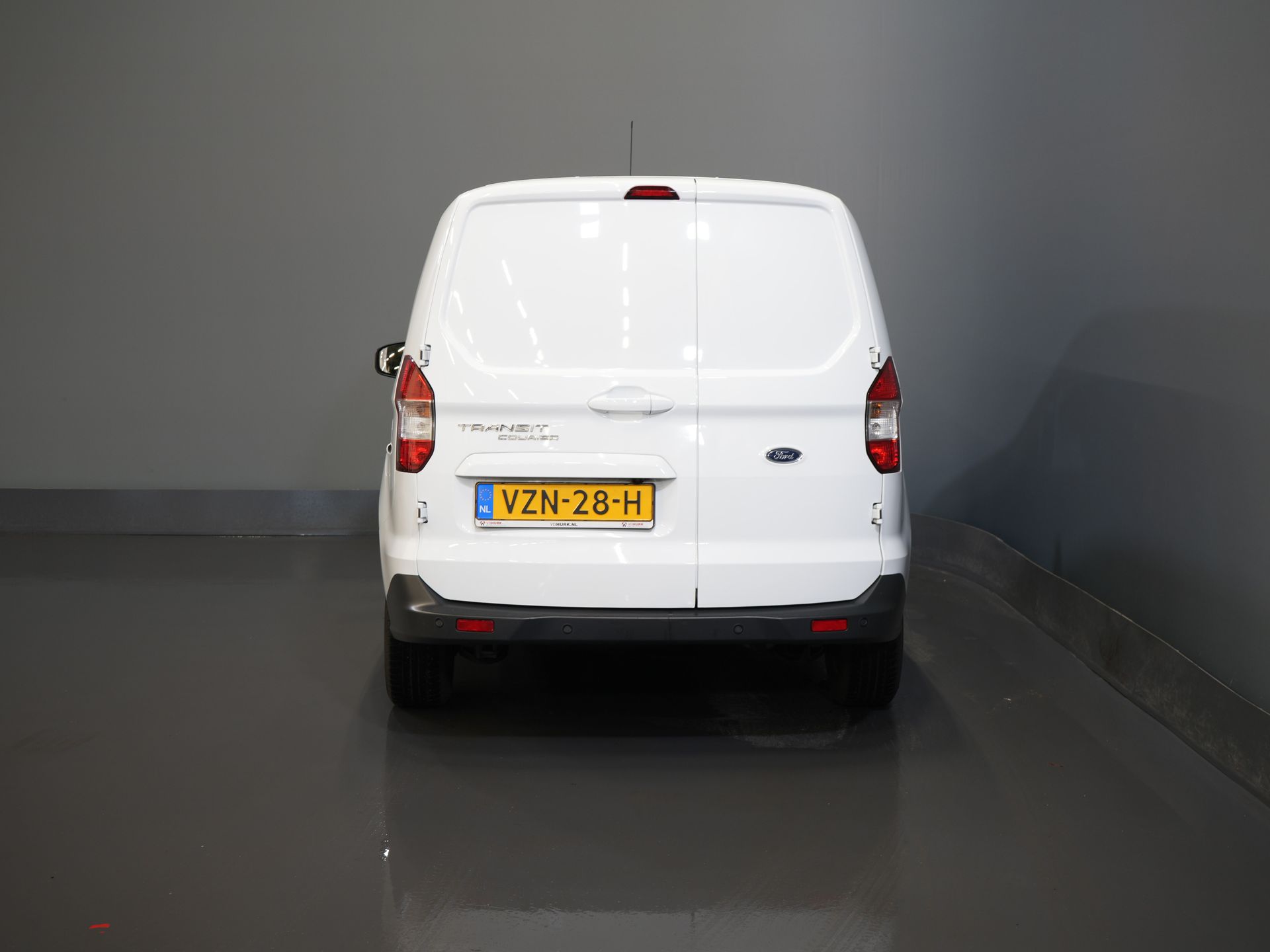 Ford Transit Courier Furgone 1.0 EcoBoost Limited BENZINA ESENTE DA BPM! Carplay/ Telecamera/ Climatizzatore/ Cruise control/ PDC/ LMV/ DAB