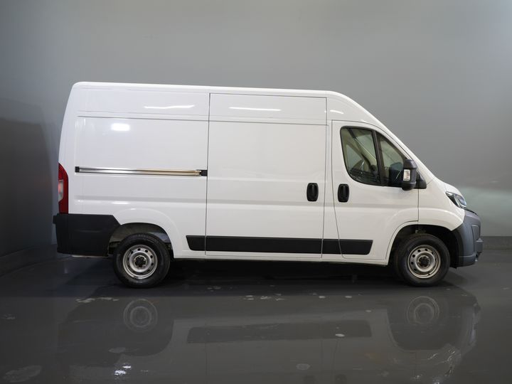 Peugeot Boxer Bestelbus 2.2 HDi L2H2 LED/ Carplay/ Climate/ Navi/ Camera/ Cruise/ PDC