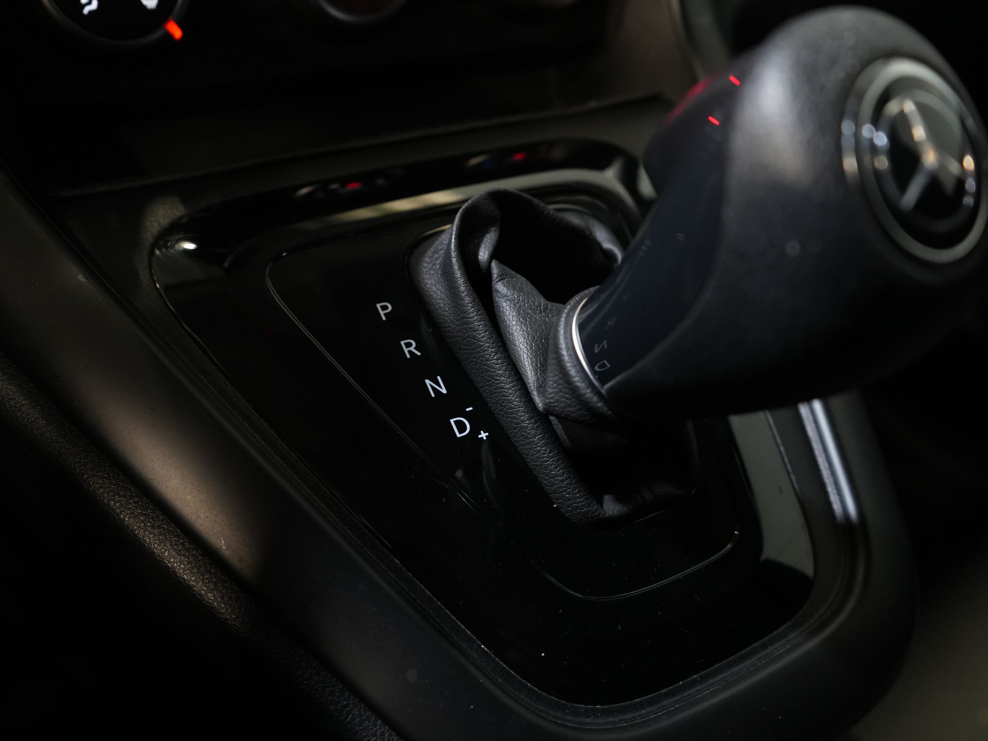 Mercedes-Benz Citan Van 110 CDI Aut. L2 NL Auto/ Carplay/ Cruise/ Camera/ Towbar/ Airco/ LMV