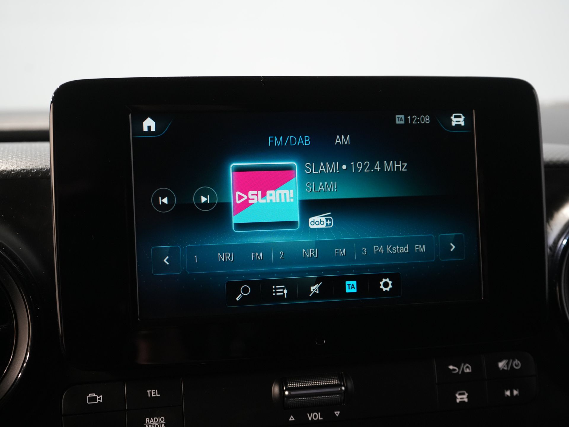 Mercedes-Benz Citan Van 110 CDI Aut. 2x Schiebetür/ Innenraum/ Sitzheizung/ Carplay/ Kamera/ Cruise/ Abschlepphaken/ Klimatisierung