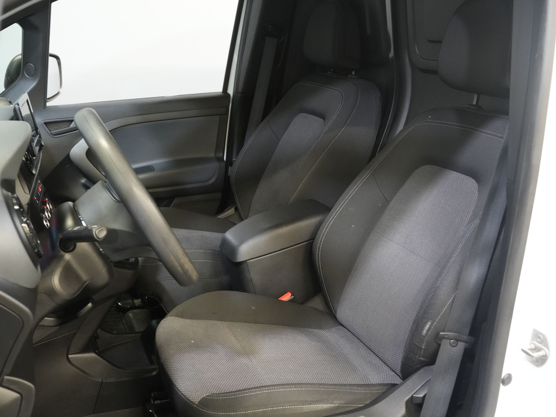 Mercedes-Benz Citan Van 110 CDI Aut. 2x Schiebetür/ Innenraum/ Sitzheizung/ Carplay/ Kamera/ Cruise/ Abschlepphaken/ Klimatisierung